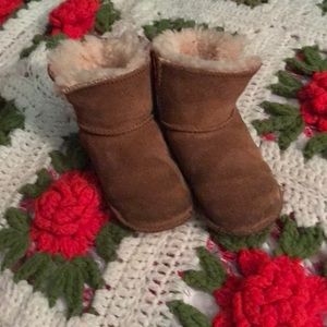 Ugg toddlers Velcro boots